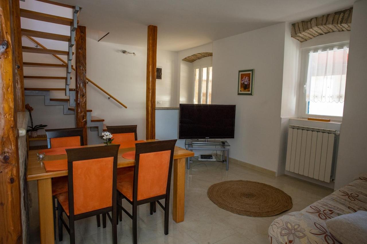 Olive Tree Apartments Umag Exterior foto