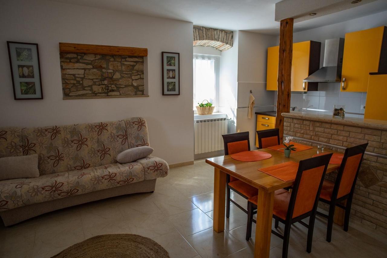 Olive Tree Apartments Umag Exterior foto